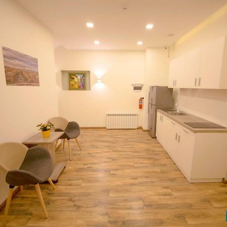 Armenian Inn Єреван Екстер'єр фото
