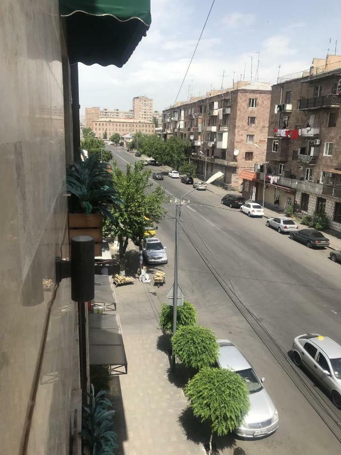 Armenian Inn Єреван Екстер'єр фото